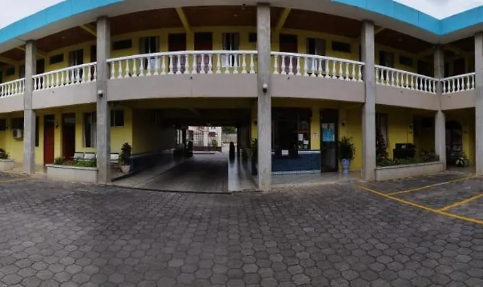 Hotel La Guaria Liberia